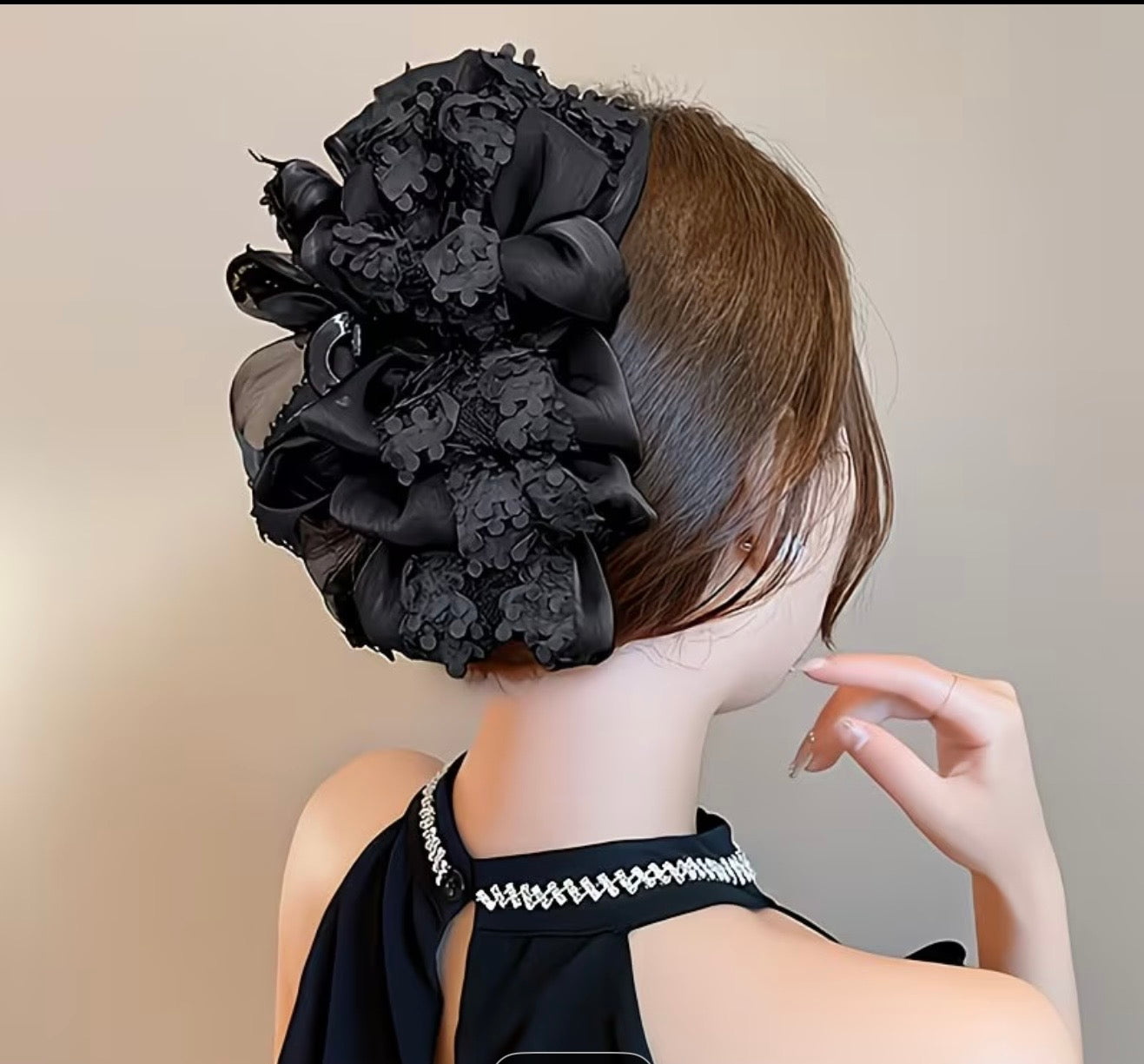 Elegant Floral Hair Claw Clips